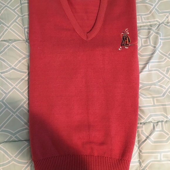 Men’s V-neck Cotton Golf Sweater - Picture 3 of 8